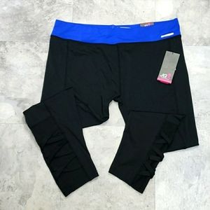 FINAL PRICED-#10252-3 Women’s Leggins Performance,size 3X,black/blue